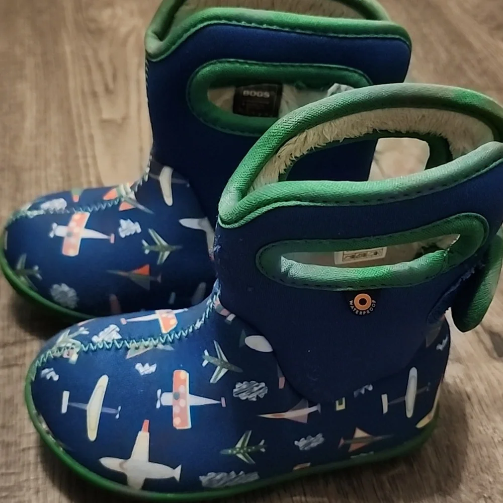 Bogs Airplane Print Rain Boots Toddler Size 7 - Picture 2 of 8